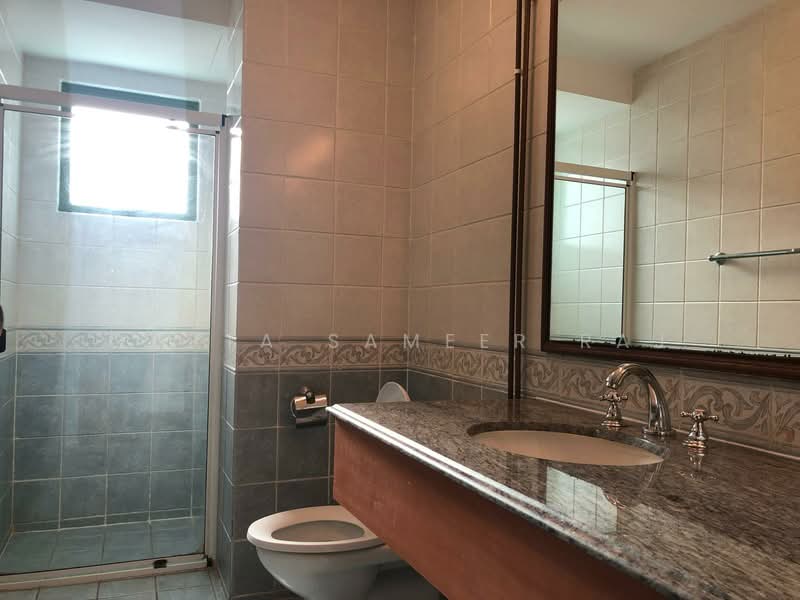 Gold Palm Mansions, 139 Lorong K Telok Kurau, 3 Bedrooms, 1,528 sqft, Apartment For Rent, by Gupta Sameer Raj, 500108815 - Bathroom - PropertyGuru.com.sg