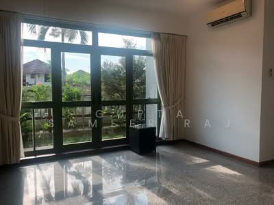 For Rent - Gold Palm Mansions