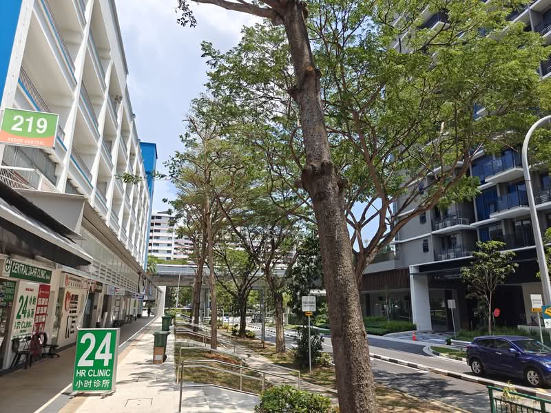 219 Bedok Central, 219 Bedok Central, 398 sqft, Shop / Shophouse For Sale, by Chris Lim, 500108817 - Exterior - CommercialGuru.com.sg