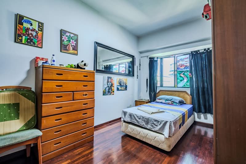 Mendon Spring, 198 Pasir Panjang Road, 3 Bedrooms, 1,055 sqft, Condominium For Sale, by Dan Tay, 500108822 - Bedroom - PropertyGuru.com.sg