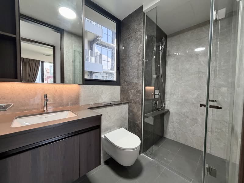 Tembusu Grand, 94 Jalan Tembusu, 3 Bedrooms, 990 sqft, Condominium For Sale, by Elaine Teo, 500108831 - Bathroom - PropertyGuru.com.sg