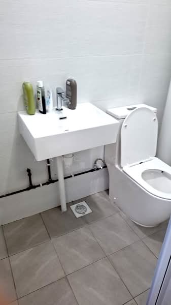 477 Pasir Ris Drive 6, 477 Pasir Ris Drive 6, Room Rental, 150 sqft, HDB Flat For Rent, by Marc Goh 吴膺武, 500108836 - Bathroom - PropertyGuru.com.sg