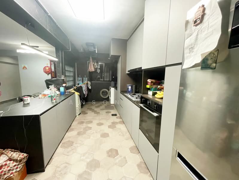 681A Jurong West Central 1, 681A Jurong West Central 1, 4 Bedrooms, 1,452 sqft, HDB Flat For Sale, by Hanson Chan, 500108844 - Kitchen - PropertyGuru.com.sg