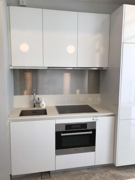 The Laurels @ Cairnhill Road, 40 Cairnhill Road, 2 Bedrooms, 883 sqft, Condominium For Sale, by Fanny Ong, 500108853 - Kitchen - PropertyGuru.com.sg