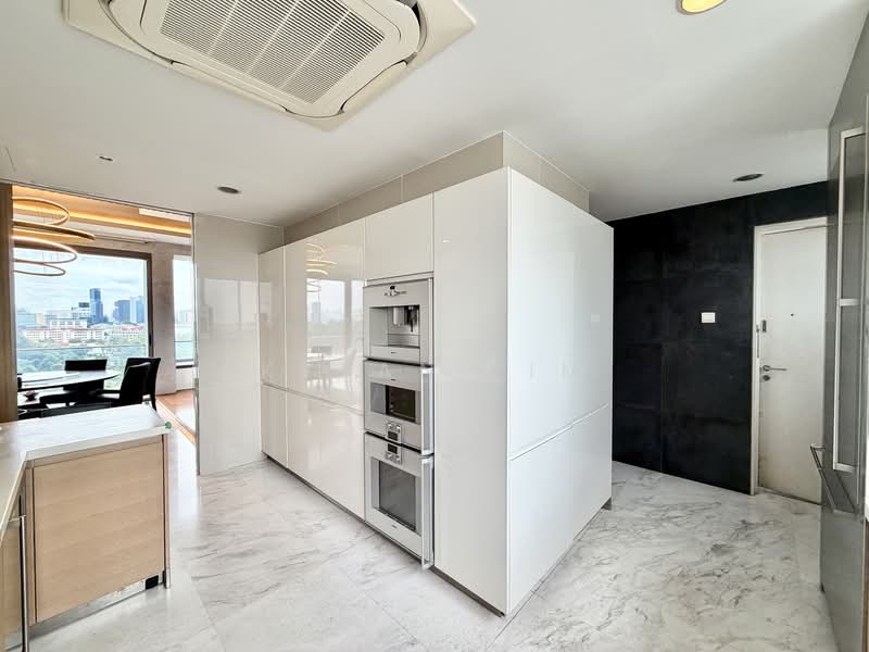 One Robin, 1 Robin Road, 4 Bedrooms, 1,905 sqft, Condominium For Sale, by Kyean Lim, 500108861 - Kitchen - PropertyGuru.com.sg