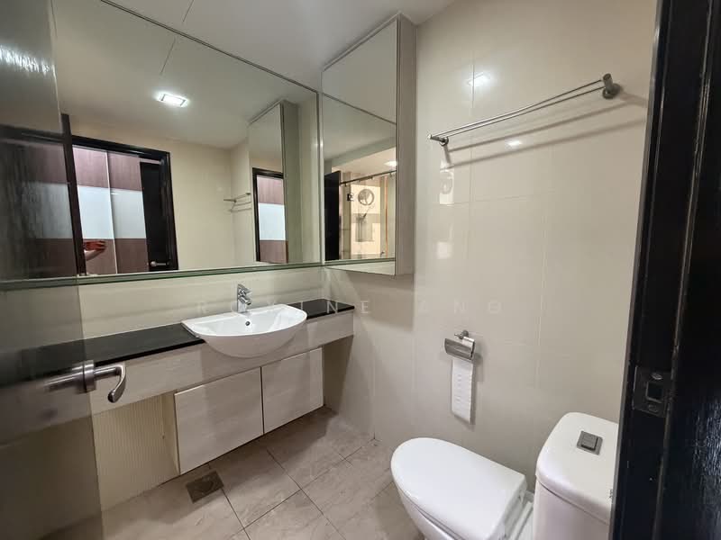 The Sensoria, 1 Jalan Ulu Sembawang, 3 Bedrooms, 1,270 sqft, Condominium For Sale, by Roxine Ang, 500108862 - Master bathroom - PropertyGuru.com.sg