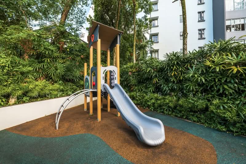 Nassim Regency, 37 Nassim Road, 3 Bedrooms, 2,024 sqft, Apartment For Rent, by Gupta Sameer Raj, 500108865 - Exterior - PropertyGuru.com.sg