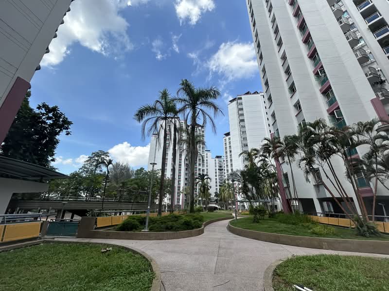 120C Rivervale Drive, 120C Rivervale Drive, 3 Bedrooms, 1,087 sqft, HDB Flat For Rent, by Loo Siew Hong 秀凤, 500108872 - Exterior - PropertyGuru.com.sg