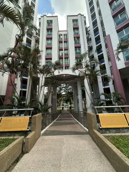 120C Rivervale Drive, 120C Rivervale Drive, 3 Bedrooms, 1,087 sqft, HDB Flat For Rent, by Loo Siew Hong 秀凤, 500108872 - Exterior - PropertyGuru.com.sg