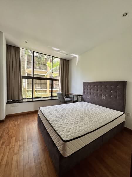 Eleven @ Holland, 11 Holland Link, 5 Bedrooms, 3,735 sqft, Cluster House For Sale, by Carrie Chin, 500108880 - PropertyGuru.com.sg