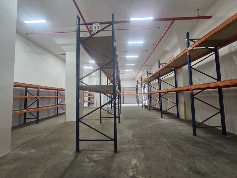 Ground floor Aljunied MRT 5.9m ceiling dual entrance, , 2,800 sqft, Warehouse For Rent, by Benson Chan, 500108903 - Interior - CommercialGuru.com.sg