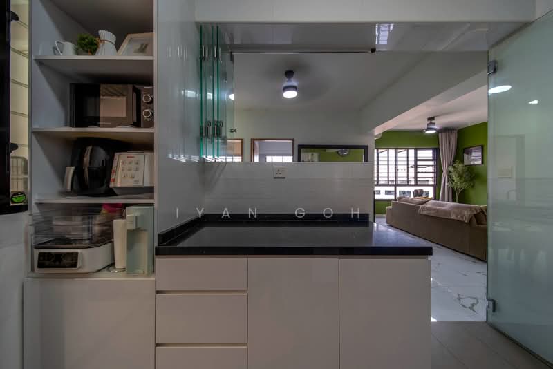 467B Bukit Batok West Avenue 9, 467B Bukit Batok West Avenue 9, 3 Bedrooms, 1,001 sqft, HDB Flat For Sale, by Iyan Goh, 500108911 - Kitchen - PropertyGuru.com.sg