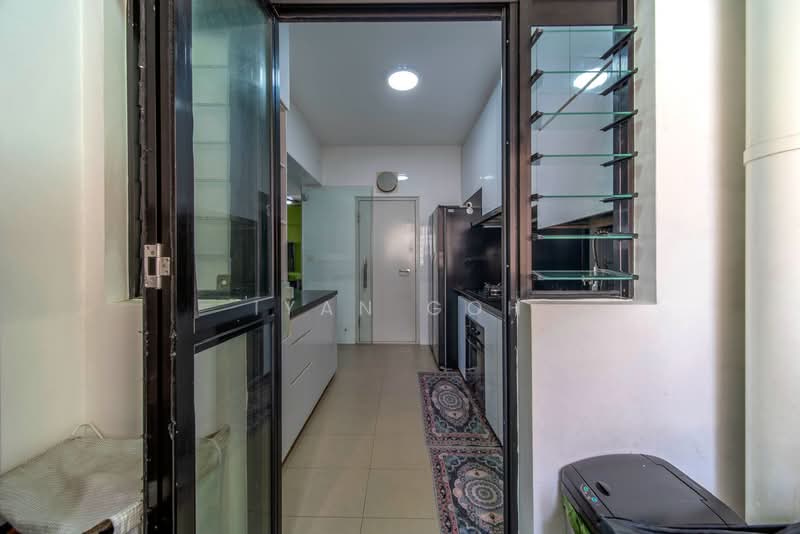 467B Bukit Batok West Avenue 9, 467B Bukit Batok West Avenue 9, 3 Bedrooms, 1,001 sqft, HDB Flat For Sale, by Iyan Goh, 500108911 - Kitchen - PropertyGuru.com.sg
