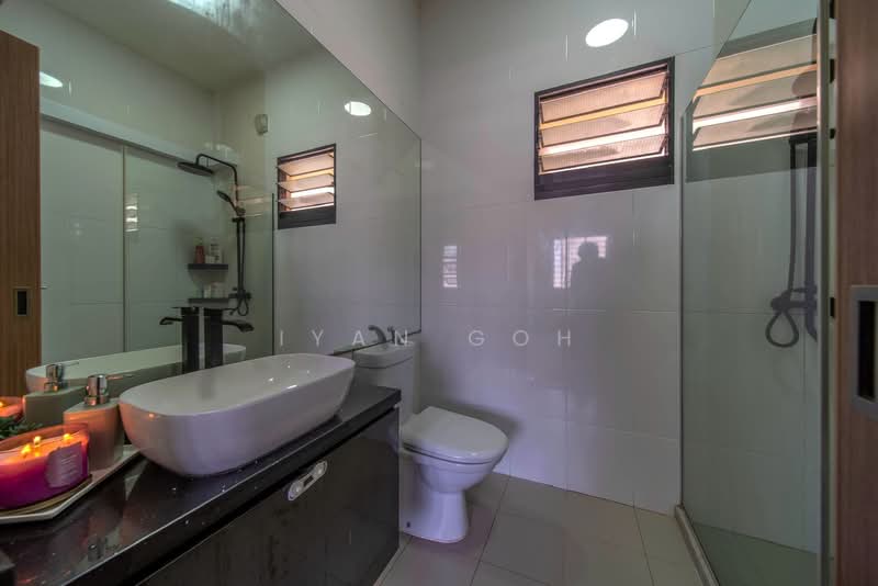 467B Bukit Batok West Avenue 9, 467B Bukit Batok West Avenue 9, 3 Bedrooms, 1,001 sqft, HDB Flat For Sale, by Iyan Goh, 500108911 - Bathroom - PropertyGuru.com.sg