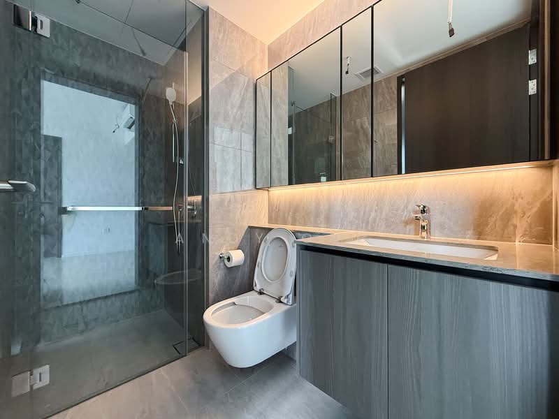 Piccadilly Grand, 5 Northumberland Road, 2 Bedrooms, 710 sqft, Condominium For Rent, by Andy Ong, 500108914 - Common Bath - PropertyGuru.com.sg