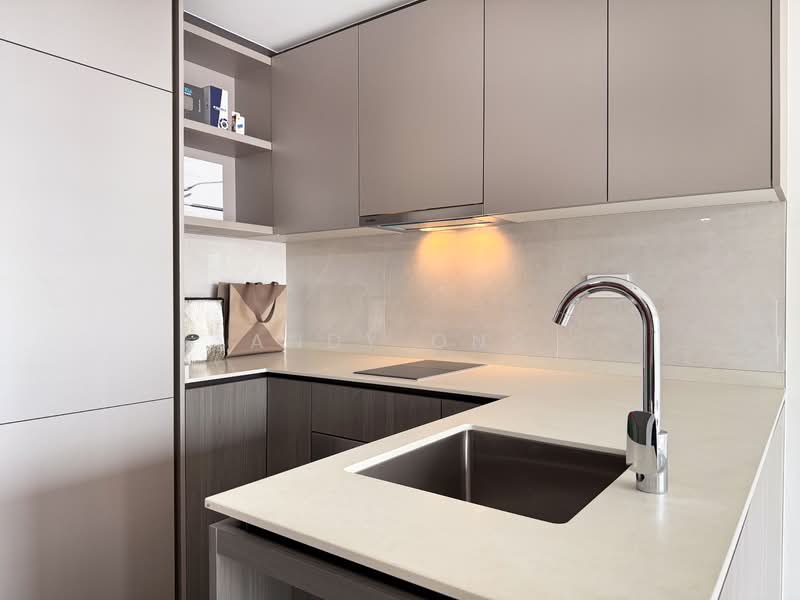 Piccadilly Grand, 5 Northumberland Road, 2 Bedrooms, 710 sqft, Condominium For Rent, by Andy Ong, 500108914 - Kitchen - PropertyGuru.com.sg