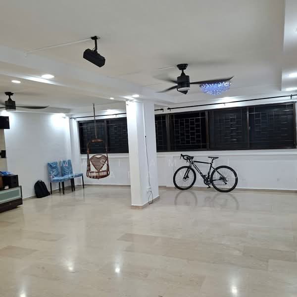 787 Yishun Ring Road, 787 Yishun Ring Road, 3 Bedrooms, 1,313 sqft, HDB Flat For Sale, by Masilamani Kumara Velu, 500108915 - Living Room - PropertyGuru.com.sg