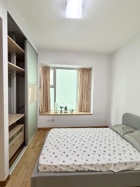 Parc Emily, 9 Mount Emily Road, 2 Bedrooms, 893 sqft, Condominium For Rent, by Julian Neo, 500108916 - Bedroom - PropertyGuru.com.sg