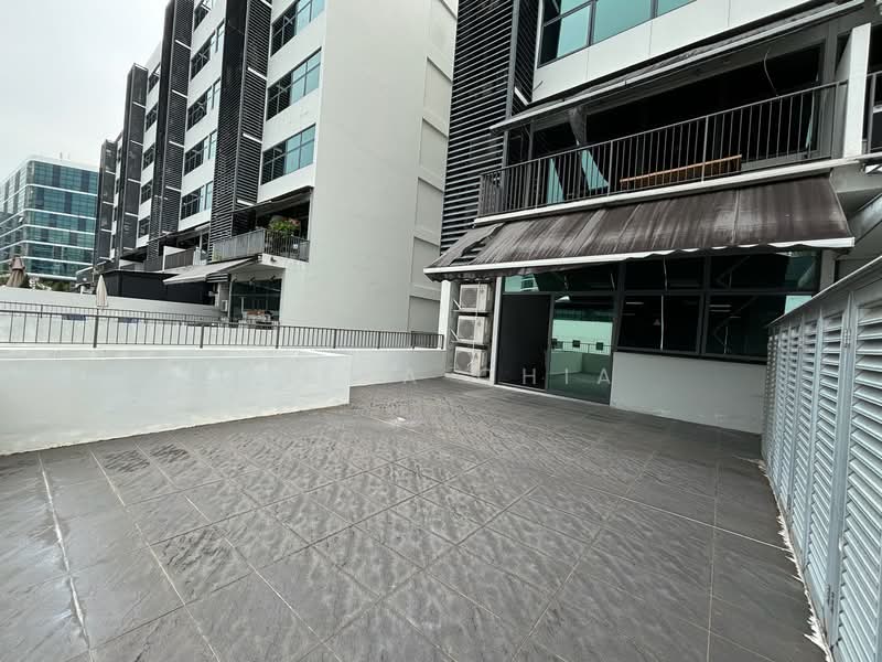 UB. One, 81 Ubi Avenue 4, 1,679 sqft, Light Industrial (B1) For Sale, by Alexa Chia, 500108917 - Exterior - CommercialGuru.com.sg