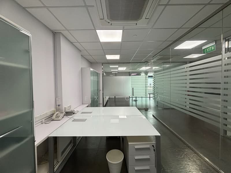 UB. One, 81 Ubi Avenue 4, 1,679 sqft, Light Industrial (B1) For Sale, by Alexa Chia, 500108917 - Director’s Room - CommercialGuru.com.sg