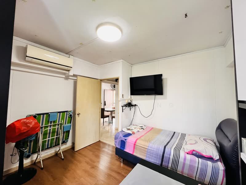 288D Bukit Batok Street 25, 288D Bukit Batok Street 25, 3 Bedrooms, 990 sqft, HDB Flat For Rent, by Raymond Ng, 500108923 - Bedroom - PropertyGuru.com.sg