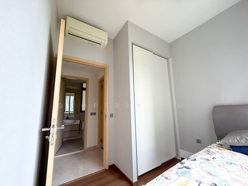 The Luxurie, 21 Compassvale Road, 3 Bedrooms, 1,001 sqft, Condominium For Rent, by Geoffrey Lim, 500108948 - Bedroom - PropertyGuru.com.sg