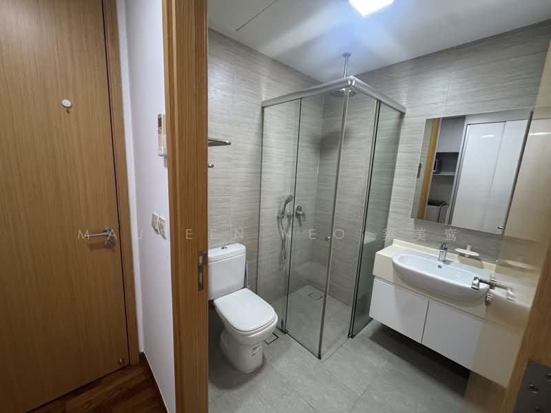 Loft 33 @ Geylang, 33 Geylang Lorong 32, Room Rental, 250 sqft, Condominium For Rent, by Maureen Neo 梁美鸾, 500108951 - Bathroom - PropertyGuru.com.sg