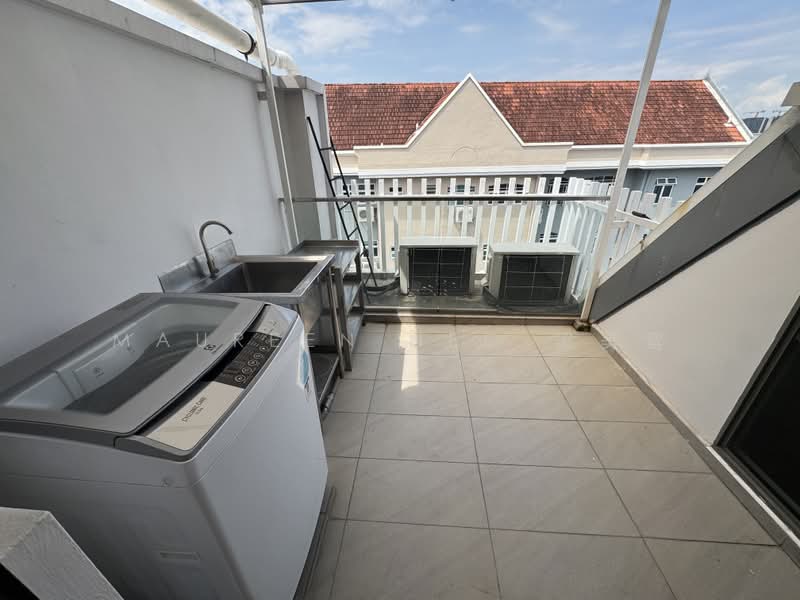 33 Geylang Lorong 32 photo 2