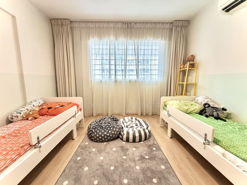 167 Bedok South Avenue 3, 167 Bedok South Avenue 3, 4 Bedrooms, 1,572 sqft, HDB Flat For Sale, by Axel Ang, 500108975 - 2nd floor bedroom 1 - PropertyGuru.com.sg