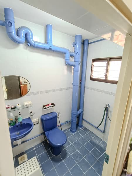 699C Hougang Street 52, 699C Hougang Street 52, 3 Bedrooms, 1,076 sqft, HDB Flat For Sale, by Aloysius Thomas Tan, 500108976 - Bathroom - PropertyGuru.com.sg