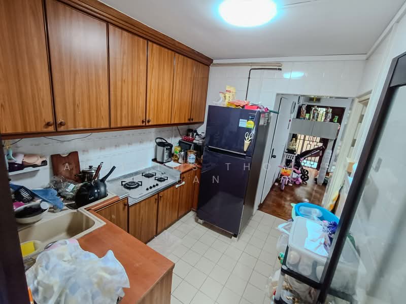 699C Hougang Street 52, 699C Hougang Street 52, 3 Bedrooms, 1,076 sqft, HDB Flat For Sale, by Aloysius Thomas Tan, 500108976 - Kitchen - PropertyGuru.com.sg