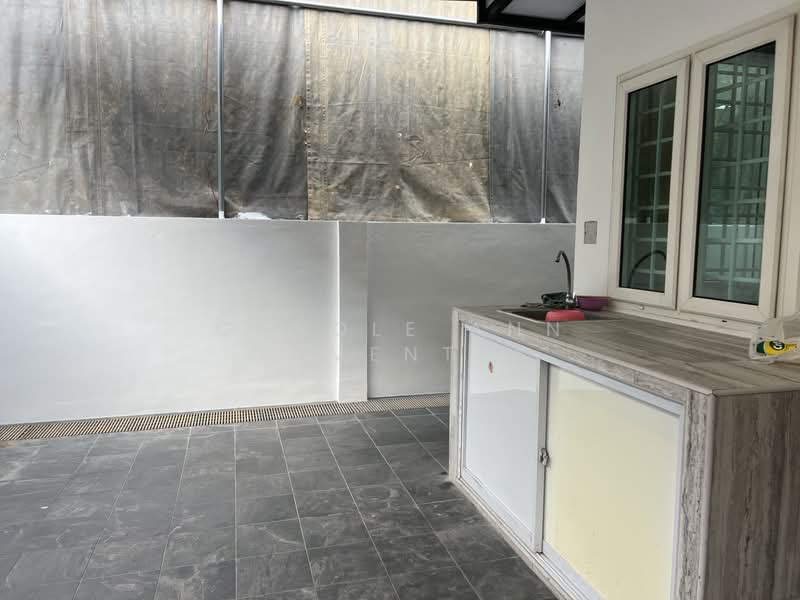 Dunman lane, dunman lane, 3 Bedrooms, 4,500 sqft, Semi-Detached House For Rent, by Carole Ann Coventry, 500108978 - Interior - PropertyGuru.com.sg