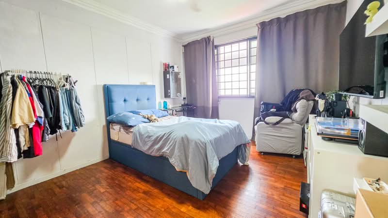 440 Hougang Avenue 8, 440 Hougang Avenue 8, 3 Bedrooms, 1,410 sqft, HDB Flat For Sale, by TJ Chew, 500108979 - Bedroom - PropertyGuru.com.sg