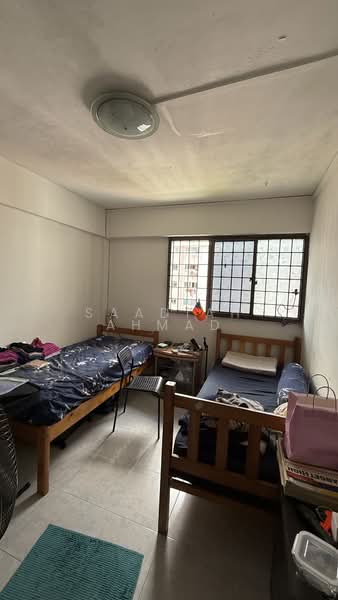 638 Ang Mo Kio Avenue 6, 638 Ang Mo Kio Avenue 6, 3 Bedrooms, 1,001 sqft, HDB Flat For Rent, by Saadiah Ahmad, 500108984 - Bedroom - PropertyGuru.com.sg