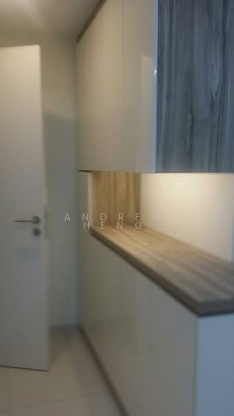 Riversound Residence, 1 Sengkang East Avenue, 3 Bedrooms, 1,220 sqft, Condominium For Rent, by Andrew Heng, 500108991 - Kitchen - PropertyGuru.com.sg