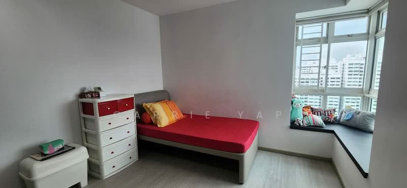 411A Fernvale Road, 411A Fernvale Road, 3 Bedrooms, 1,022 sqft, HDB Flat For Sale, by Carrie Yap, 500109000 - Bedroom - PropertyGuru.com.sg