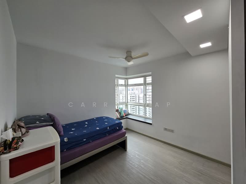 411A Fernvale Road, 411A Fernvale Road, 3 Bedrooms, 1,022 sqft, HDB Flat For Sale, by Carrie Yap, 500109000 - Bedroom - PropertyGuru.com.sg