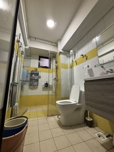 403D Fernvale Lane, 403D Fernvale Lane, 3 Bedrooms, 1,227 sqft, HDB Flat For Sale, by Wes Peh, 500109015 - Bathroom - PropertyGuru.com.sg