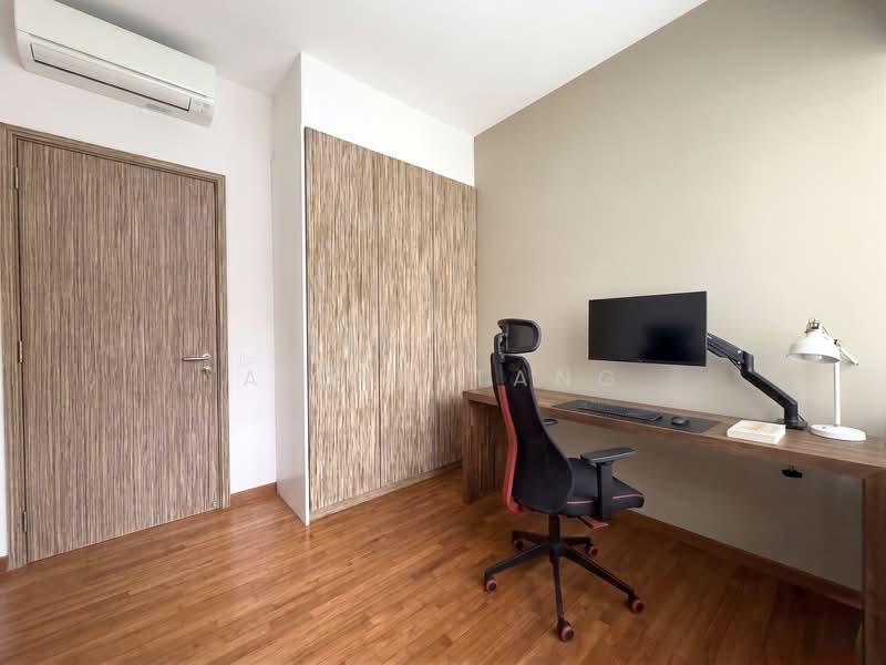 Trevista, 21 Lorong 3 Toa Payoh, 2 Bedrooms, 926 sqft, Condominium For Sale, by Aiden Tang, 500109016 - Study - PropertyGuru.com.sg