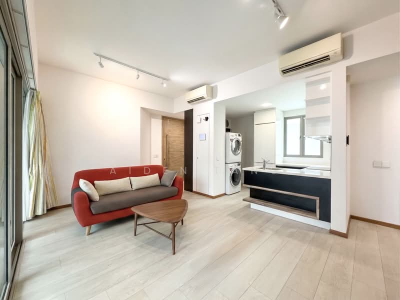 Trevista, 21 Lorong 3 Toa Payoh, 2 Bedrooms, 926 sqft, Condominium For Sale, by Aiden Tang, 500109016 - Living Room - PropertyGuru.com.sg