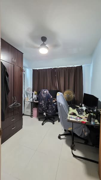 571 Choa Chu Kang Street 52, 571 Choa Chu Kang Street 52, 2 Bedrooms, 721 sqft, HDB Flat For Sale, by Ivan Koh, 500109017 - Study - PropertyGuru.com.sg