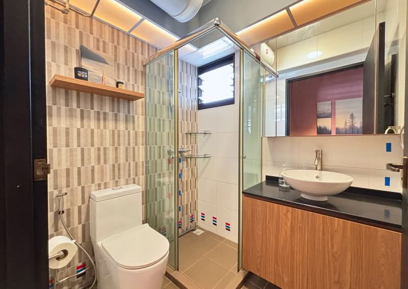 610C Tampines North Drive 1, 610C Tampines North Drive 1, 2 Bedrooms, 1,216 sqft, HDB Flat For Sale, by Katherine Kee, 500109023 - Common Bathroom - PropertyGuru.com.sg