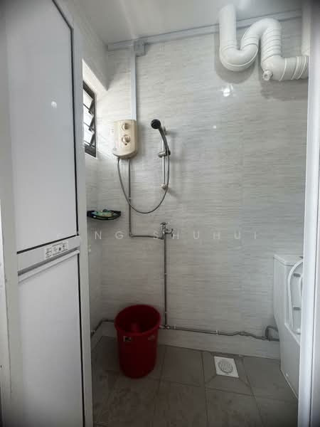 255 Bishan Street 22, 255 Bishan Street 22, 3 Bedrooms, 1,109 sqft, HDB Flat For Rent, by Yang Shuhui, 500109034 - Bathroom - PropertyGuru.com.sg