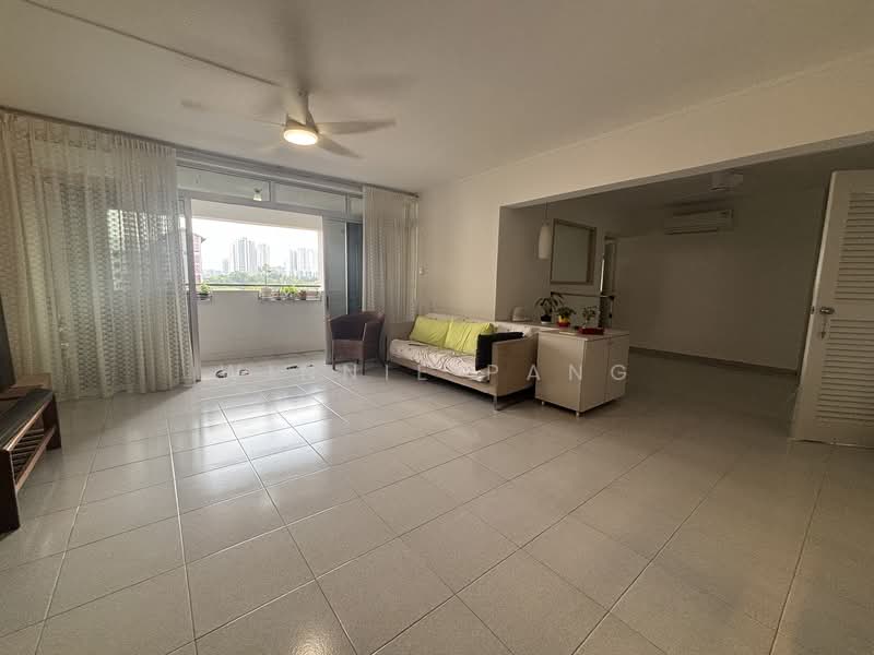 238 Bishan Street 22, 238 Bishan Street 22, Room Rental, 250 sqft, HDB Flat For Rent, by Winnie Pang, 500109044 - Living Room - PropertyGuru.com.sg
