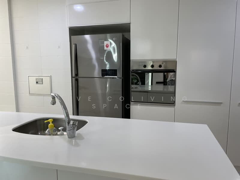 One-North Residences, 7 One-North Gateway, Room Rental, 180 sqft, Apartment For Rent, by Siqi, 500109046 - Kitchen - PropertyGuru.com.sg