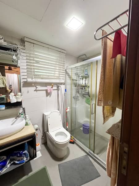 1 Canberra, 7 Canberra Drive, 3 Bedrooms, 1,292 sqft, Executive Condominium For Sale, by Aaron Liong, 500109047 - Bathroom - PropertyGuru.com.sg