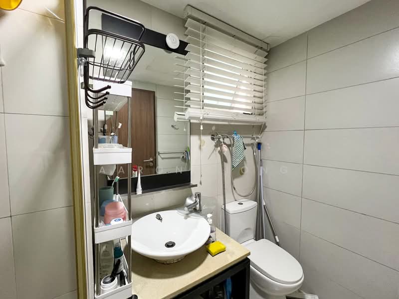 1 Canberra, 7 Canberra Drive, 3 Bedrooms, 1,292 sqft, Executive Condominium For Sale, by Aaron Liong, 500109047 - Bathroom - PropertyGuru.com.sg