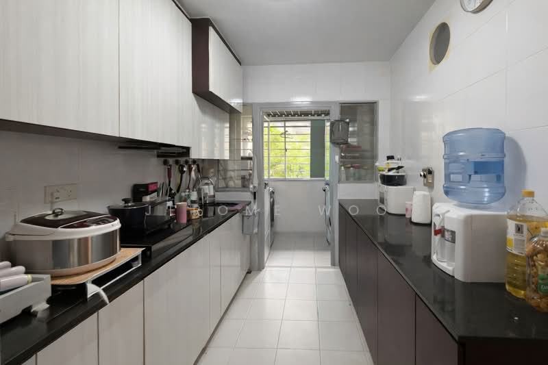 326D Anchorvale Road, 326D Anchorvale Road, 3 Bedrooms, 990 sqft, HDB Flat For Sale, by Jerome Woo, 500109062 - Kitchen - PropertyGuru.com.sg