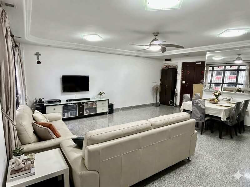 186C Rivervale Drive, 186C Rivervale Drive, 3 Bedrooms, 1,184 sqft, HDB Flat For Sale, by Desmond Lim Chen Fan, 500109078 - Living Room - PropertyGuru.com.sg