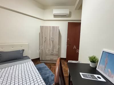 For Rent - Parc Oasis